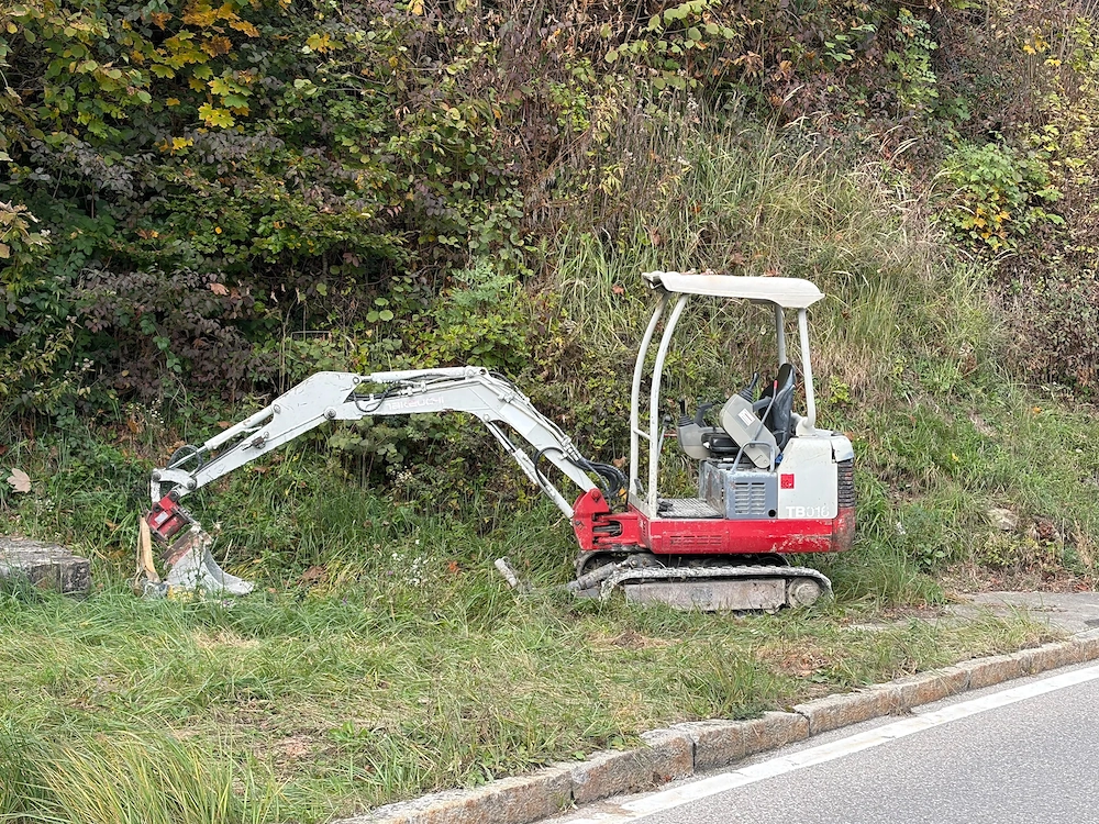 Kaufe einen Minibagger 