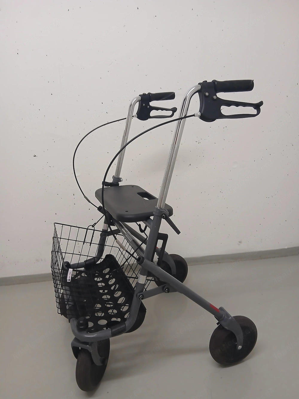 Rollator Gehhilfe
