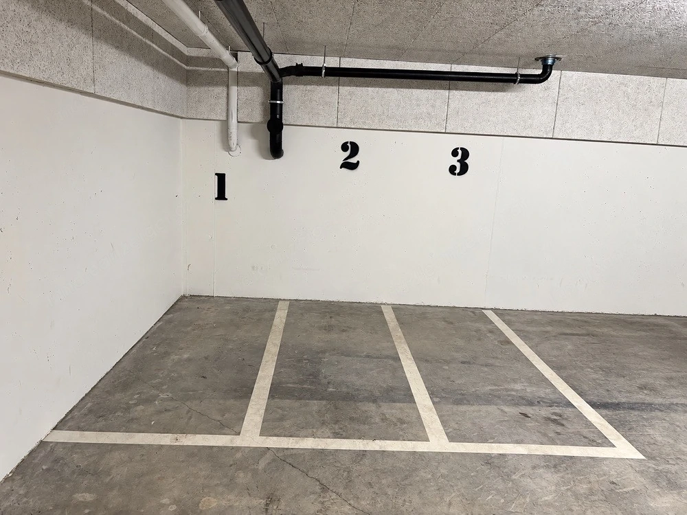 3 Motorradstellplätze in Tiefgarage   Feldkirch -Nofels   ab 35  