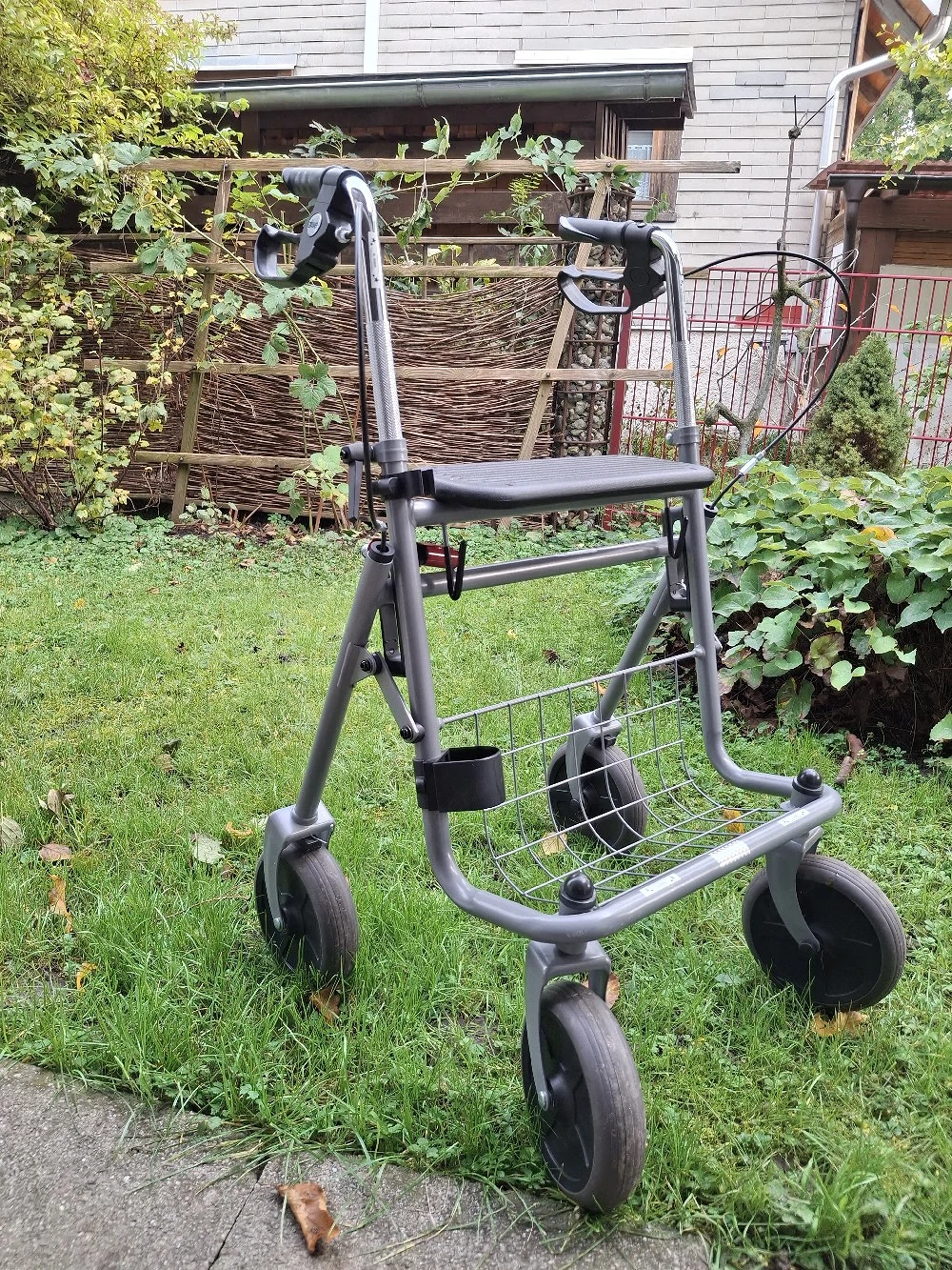 Rollator zu verschenken
