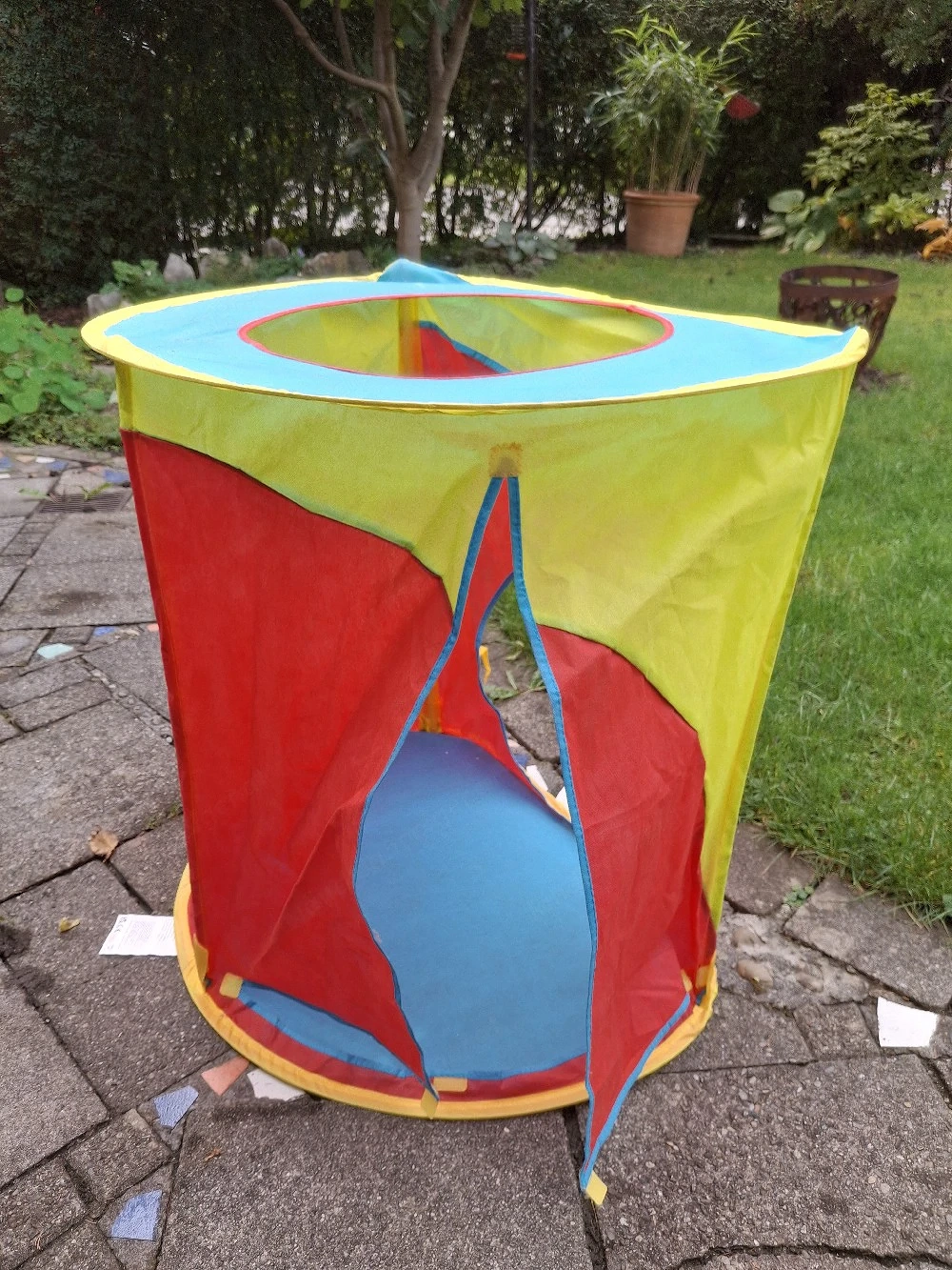  kleines Spielzelt