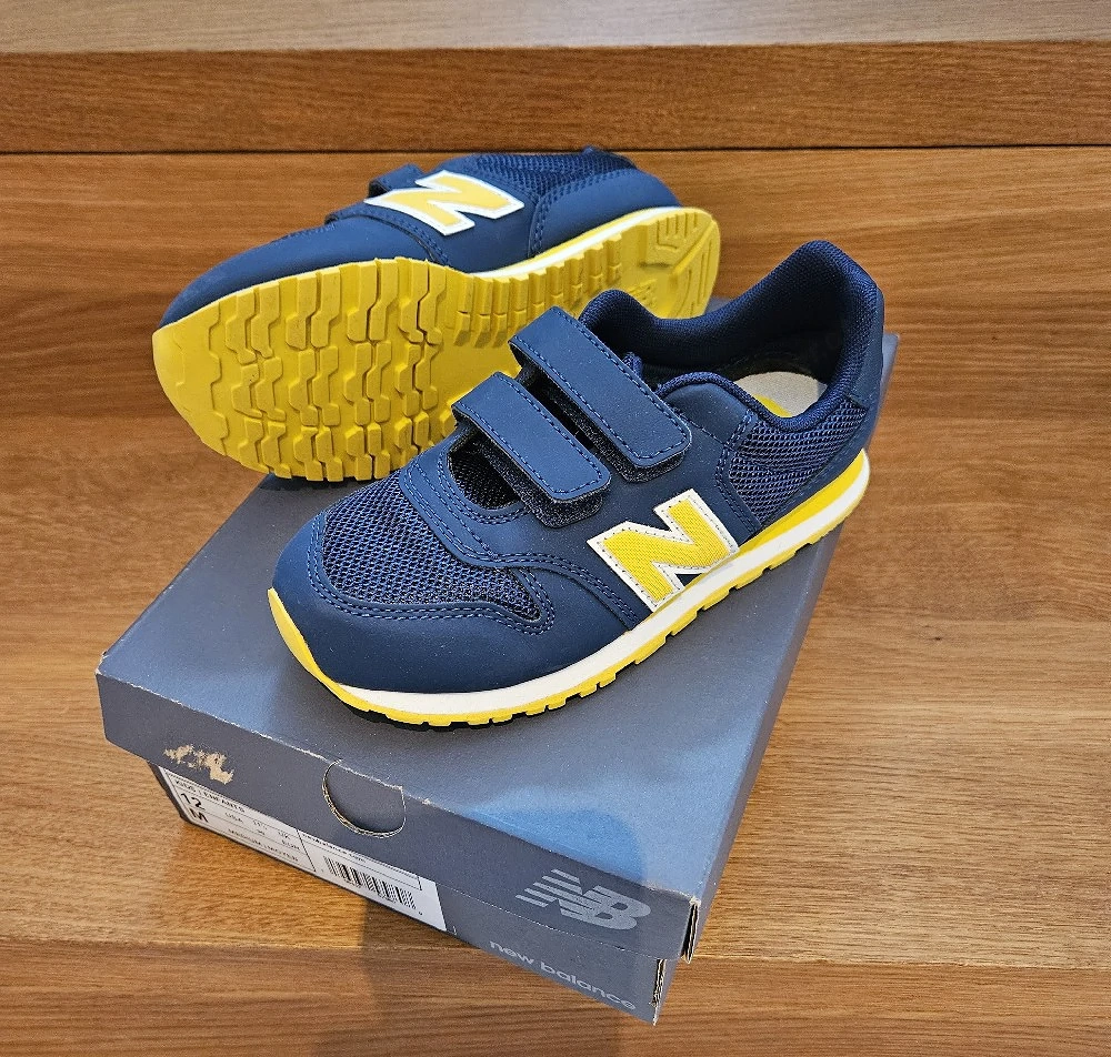 New Balance Schuhe Gr. 30 NEU