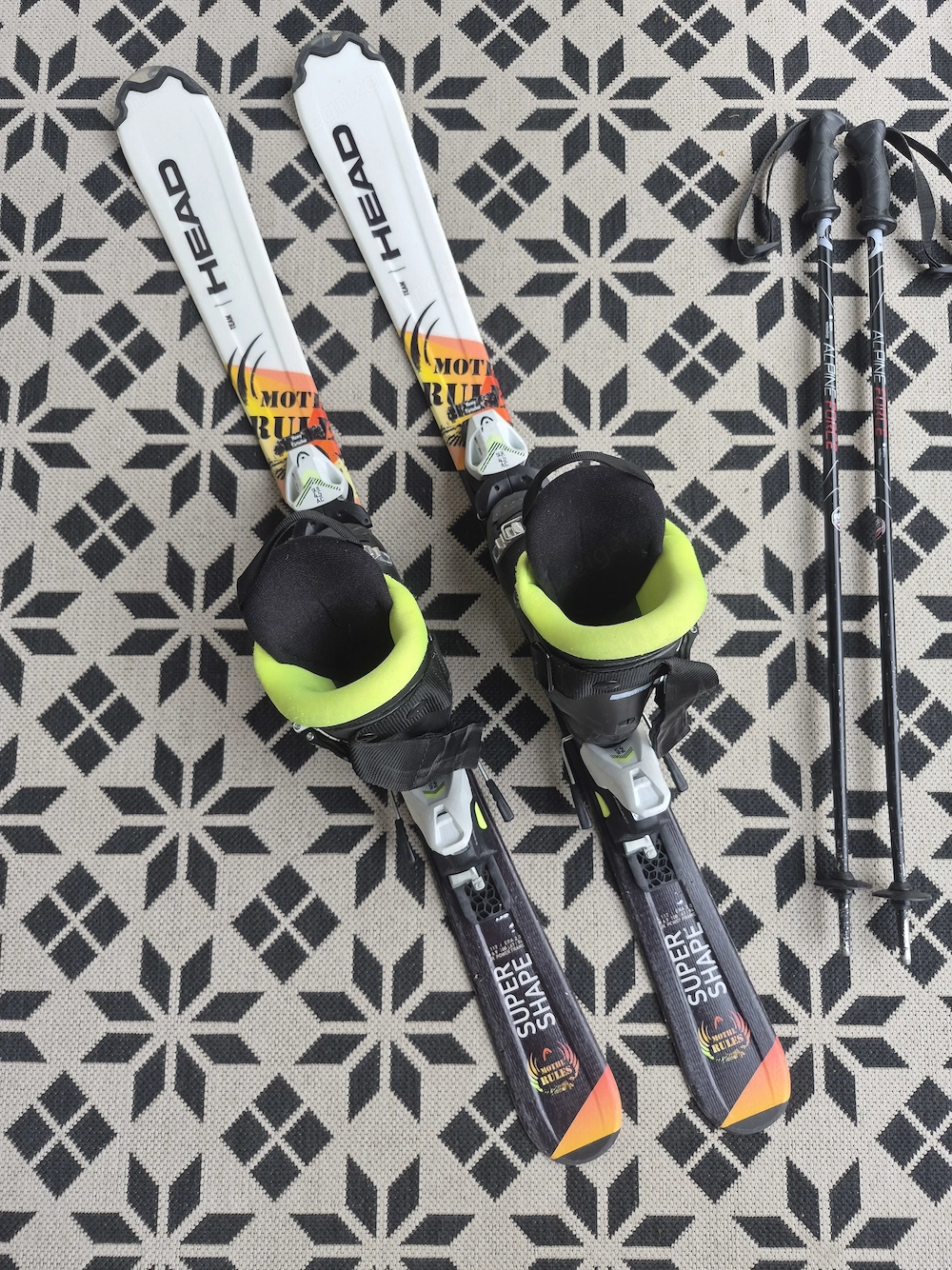 Ski Set der Marke Head
