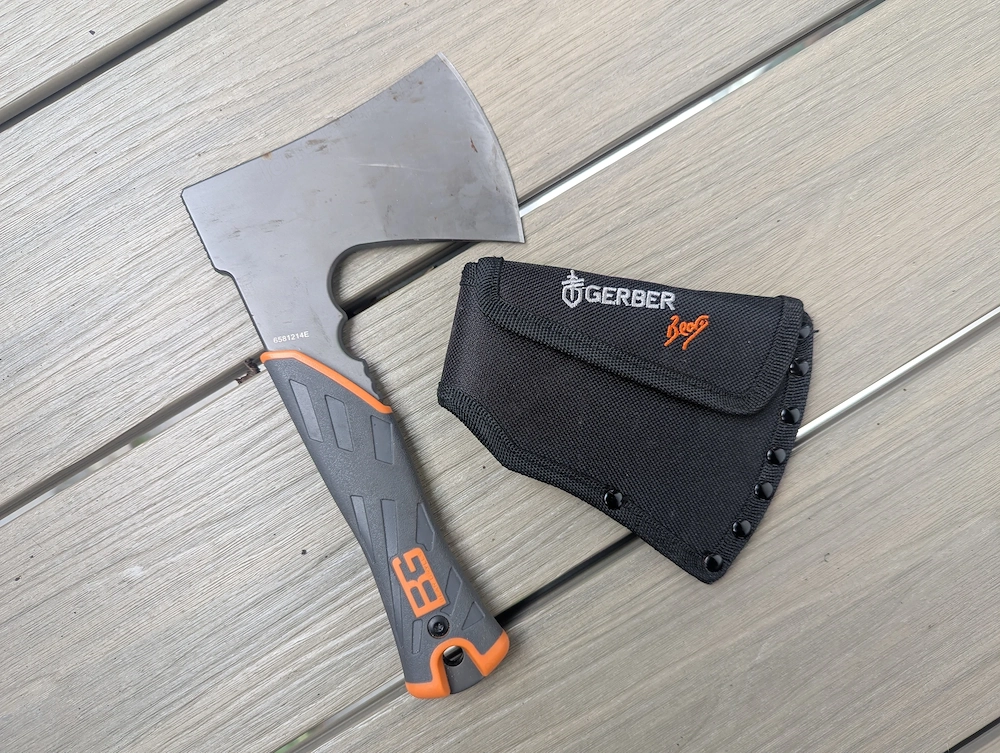 Gerber Bear Grylls Survival Hatchet   Outdoor-Beil mit Hülle