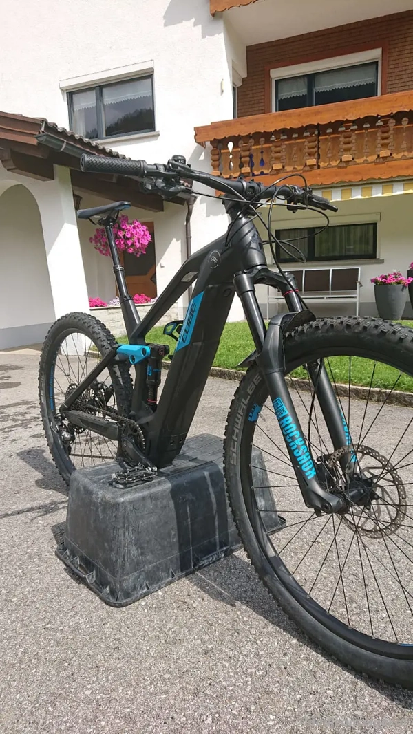 Cube Stereo Hybrid 140 HPC Race 625 29 in Au - Mountain-Bikes, BMX ...