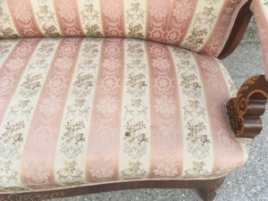 Antikes Sofa Vollholz mit Armlehnen Barock INtarsien Bild 10