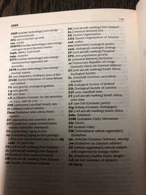 The new penguin dictionary of abbreviations Bild 6