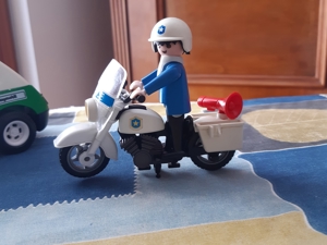 Playmobil Polizei Bild 1