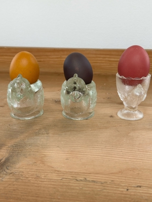 Antike Eierbecher 3er Set aus Glas Bild 5