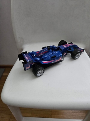 Spielzeug Formel 1 Auto  Bild 2