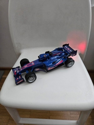 Spielzeug Formel 1 Auto  Bild 1
