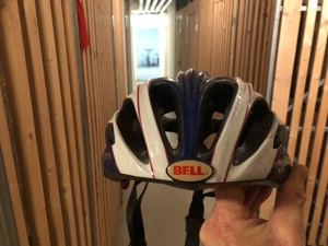 Verkaufe Bell Fahrrad Helm Bild 1