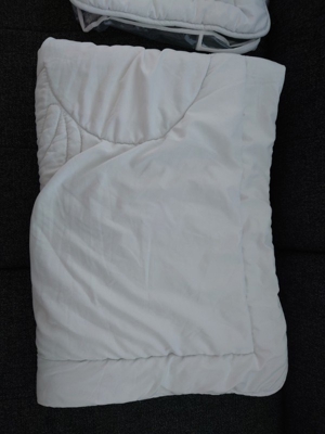 Kissen Decke mit Bettwäsche Komplettset Bild 3