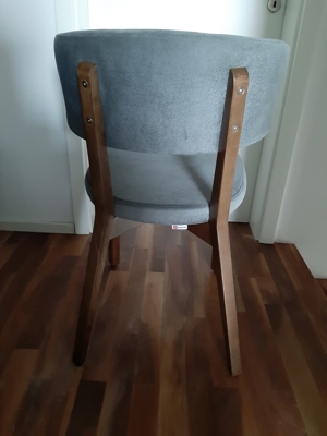 Stühle  Bild 2