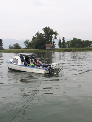Gondel mit Honda 60PS Motor Fischerboot Motorboot Bild 3