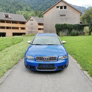 Audi b6 s4 Bild 2
