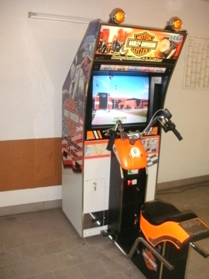 Vermiete Flipper, Kiddy Ride und Arcade Automaten Bild 2