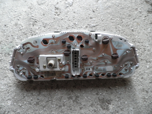 Subaru Impreza Amaturenbrett Bild 2