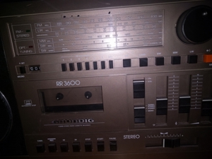 STEREO RADIO GRUNDIG 3600 mit langer Antenne, 230 Volt, 4 Band, 4 Laut Sprecher Bild 4