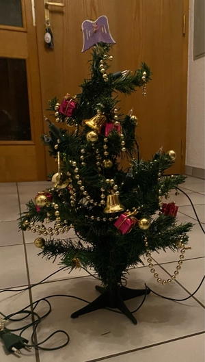 Kunst Weihnachtsbaum Bild 1