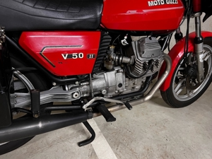 Moto Guzzi V50 II Bild 2