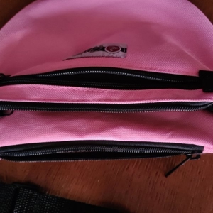 Hüfttasche, Bauchtasche, Gürteltasche mit 3 Taschen mit Reißverschluss! Bild 3