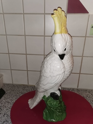 Kakadu Papagei auf Ast sitzend Italy Porzellan Bild 2