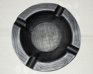 Aschenbecher, 18,5 cm Durchmesser, Metall Bild 1
