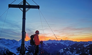 Schnee_Genuss Momente Gipfelglück Verwall, Schneeschuhtour mit Wanderführer/in ``gemsli Stefanie Bild 1