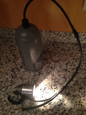 Flaschen Akku BigBen 20.0 Ah mit Lupine Lampe Bild 5