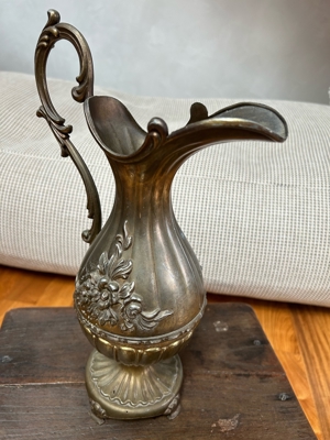 Antike Jugendstil Vase aus Messing  Bild 4