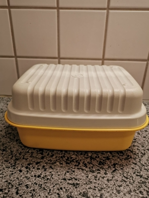Brotdose Tupperware gelb weiß Bild 1