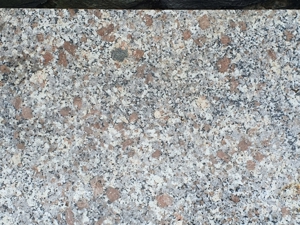 Granit Fensterbänke und Granit Stufenplatten Bild 3