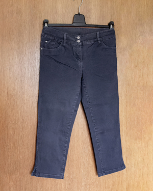 Diverse Damenhosen, 3-viertel Jeans, Gr. 36, Hosen  Bild 1