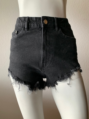 Shorts, Jeans-Shorts Gr. 36 - Vintage - neuwertig Bild 6