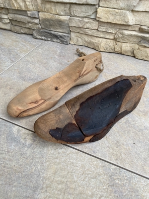 Alte Schuhleisten aus Holz Bild 2