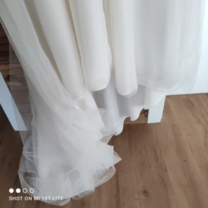 Brautkleid mit Schleppe  Bild 6