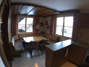 Schönes Zimmer mit Balkon, Kochgelegenheit - in WG Silvrettastr Schruns, Montafon, zentrumsnah Bild 9