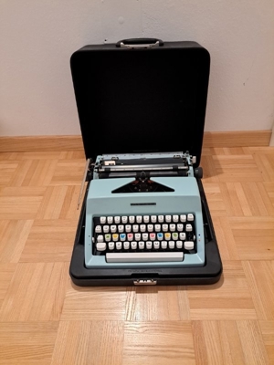 Schreibmaschine OLYMPIA Colortip S Bild 1