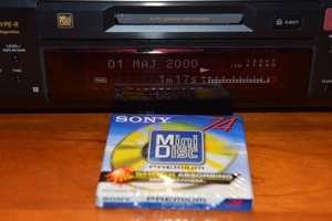 Sony MDS-JE530 MiniDisc-Deck schwarz Bild 3