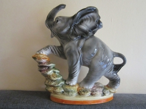 Großer Keramik Elefant - Länge: 28cm, Höhe: 29cm Bild 2