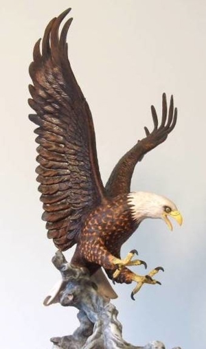 Skulptur Der Majestätische Adler mit Zertifizierung Bild 3