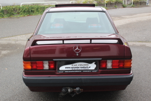 Mercedes-Benz 190 E 1.8 Avantgarde Rosso (Rot) Metallic ! Bild 9