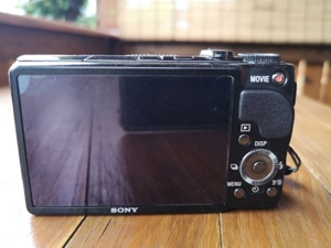 Sony Cyber-shot DSC-HX9V Bild 2
