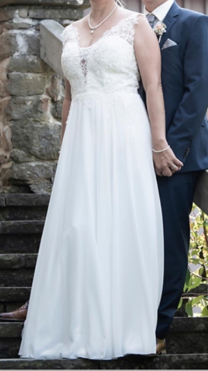 Suchst du ein schönes elegantes Brautkleid für deine Hochzeit Gr. 40 m. NEUER Jacke s..B+Text Bild 8