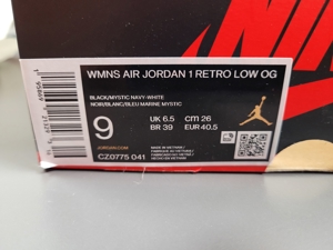 Nike W Jordan 1 Retro Low OG Sneaker Gr. 40,5 Bild 4