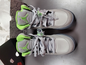 Nike Jordan 5 Retro Green Bean (GS) Gr. 36,5 Bild 4