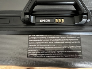 Epson Beamer EMP-9000 Bild 6