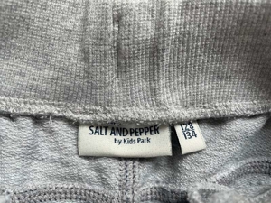 neuwertige Sporthose von Salt & Pepper, Größe 128, grau, Jogginghose, Hose Bild 2