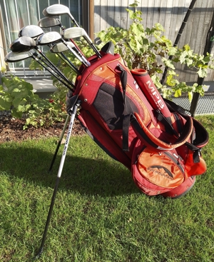 Golfbag mit Golfschläger Bild 3